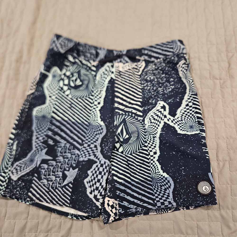 Volcom Youth Blue Patterned Shorts- Large